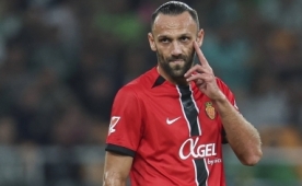 Muriqi'den Bar�a'ya Lewandowski yan�t�