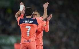 Bar�a, deplasmanda �� puan� �� golle ald�