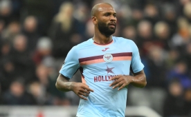 Brentford, Thiago ile nikah tazeledi!