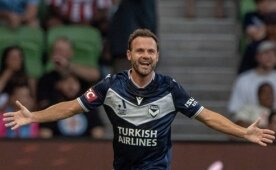 37'lik Juan Mata'dan muhte�em frikik gol�