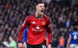 Carrick'li Manchester United doludizgin!