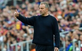 Hansi Flick'ten gelece�i i�in mesaj