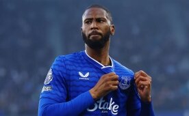 Everton, evinde Chelsea'yi y�kt�!