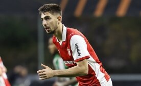 Demir Ege T�knazl� Braga yar� finalde!