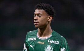 PSG'den 18 ya��ndaki y�ld�za yak�n takip