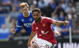 Manchester United'a ligde 90+6'da şok