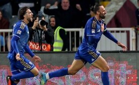Muriqi att�, Kosova galibiyete uzand�