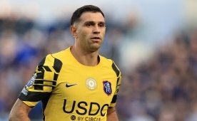 Emiliano Martinez ameliyat oldu: 'İyiyim'