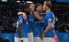 Napoli, 7 goll� ��lg�n ma�ta istedi�ini ald�!