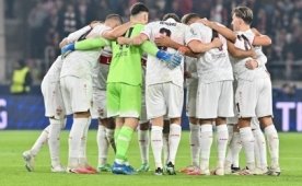 Stuttgart'a G.Saray �ncesi �ifte �ok!