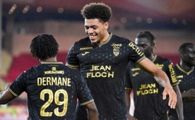 Lorient, deplasmanda Monaco'yu devirdi!