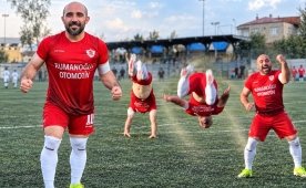 Amat�r futbolcunun '11 taklal�' gol sevinci
