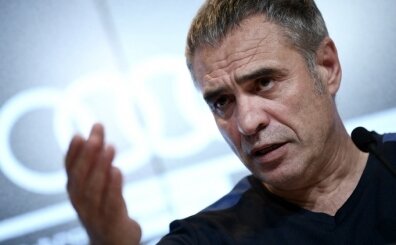 Ersun Yanal'dan mesaj� verdi; 'Bu tak�m �AMP�YON olacak!'