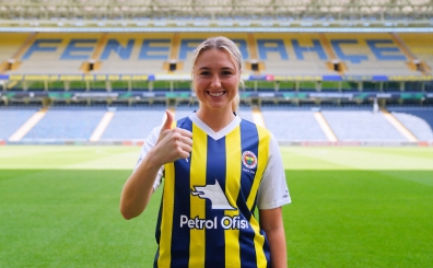 Fenerbahe Kadn Futbol Takm, yeni golcsn aklad