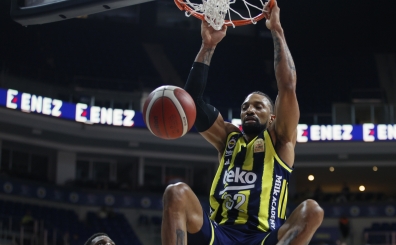 Fenerbah�e Beko, 2025 y�l�n� evinde galibiyetle kapatt�