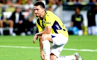 Kadro d sonras yerlilerden hamle: 'Neden sadece biz?'