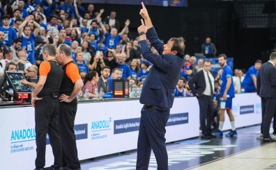 Taraftarla gerginlik yaşamıştı! Ataman, toplantıya çıkmadı!