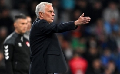 Mourinho'dan 'Kalacak mısın?' sorusuna ilginç cevap