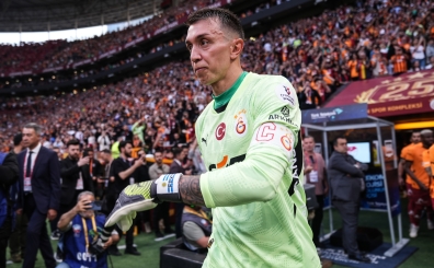 Muslera'dan G.Saray paylaşımı