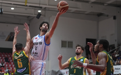 Aliağa Petkimspor, Petrolina AEK'e fark attı; 101 sayılık zafer