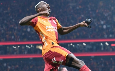 Galatasaray'dan ay�n gol� se�imi sonras� fla� payla��m
