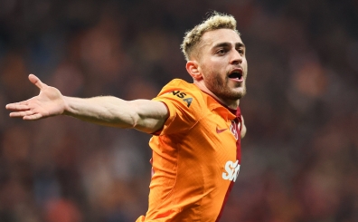 Galatasaray'dan Bar Alper Ylmaz'a Sacha Boey stratejisi!