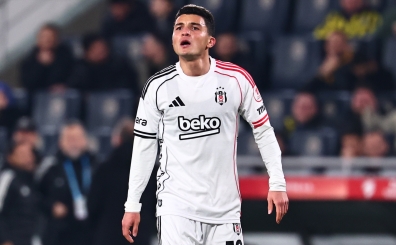 Derbide gen�lik r�zgar� esti!