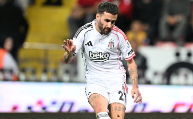 Beikta'n Portekizli yldz Rafa Silva, golclere kafa tutuyor!