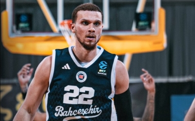 Baheehir Koleji, Yunanistan ekibi Aris'i deplasmanda devirdi