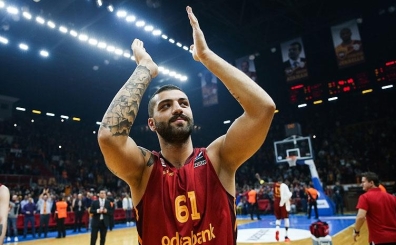 Galatasaray, kaptan Gksenin Kksal ile yollarn ayrd!