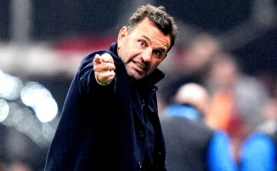 Galatasaray k�stebek ar�yor