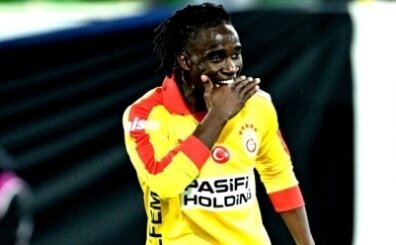 Galatasaray'da Nhaga karar�!