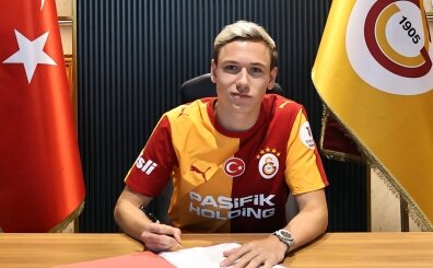 Galatasaray'da tarihi imza!