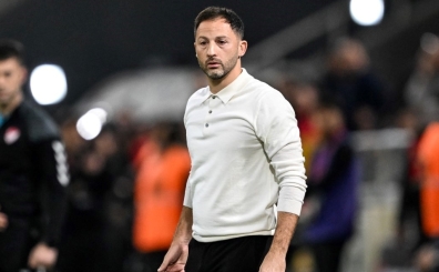 Tedesco cevaplad�: 'Ligden ba�ka bir transfer olacak m�?'