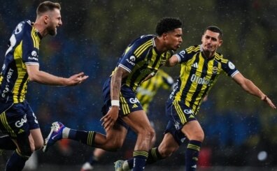 Fenerbahçe'de Oosterwolde'ye Premier Lig'den sürpriz talip!