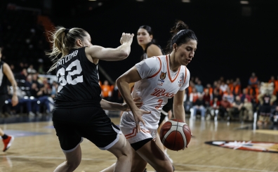 Be�ikta� BOA, Mersin'de ikinci yar�y� ��karamad�; 12 say�...