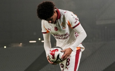 Sara'dan tarihe ge�en gol!