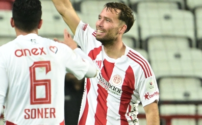 Sander van de Streek: 'Umarım goller atmaya devam ederim'