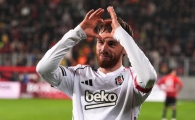 Kaptan Orkun K�k��, gemisini y�r�tmeye devam ediyor!