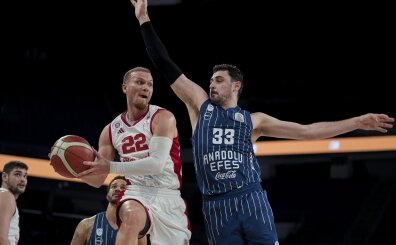 Bah�e�ehir Koleji ligde seri yapt�: Anadolu Efes'i ge�tiler