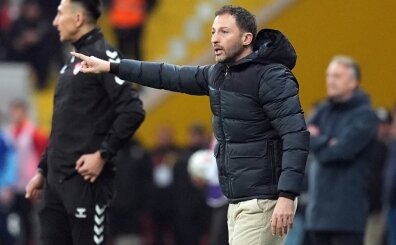 Domenico Tedesco: 'Bazen �ok kolay sar� kart g�r�yoruz!'