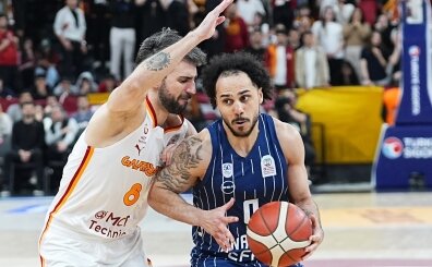 Anadolu Efes kritik ma�ta G.Saray MCT Technic'i yendi