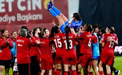 A Milli Kad�n Futbol Tak�m�, Kuzey �rlanda'y� 2 golle ge�ti