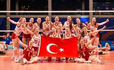 17 Yaş Altı Kadın Milli Voleybol Takımı son 16 turuna yükseldi
