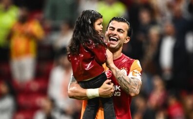Galatasaray'da tarih yaz�yor