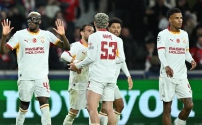 Galatasaray bir ilki ba�ard�!