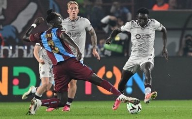Mendy: 'Hocam�z�n g�venini bo�a ��karmamaya �al���yorum