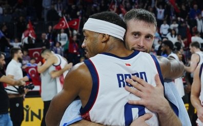 Bah�e�ehir Koleji, kendi evinde PAOK'u �� say� farkla devirdi