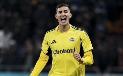Roma'da Zeki Çelik yerine yeni hedef Mert Müldür! Detaylar..