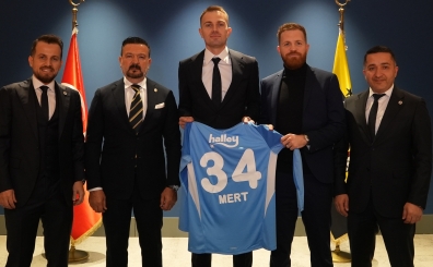 Fenerbahçe, Mert Günok'u açıkladı; 11 yıl sonra geri döndü